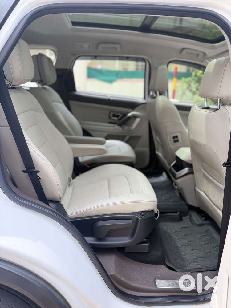 Tata Safari Accomplished Plus 6 Str Dual Tone At, 2024, Diesel