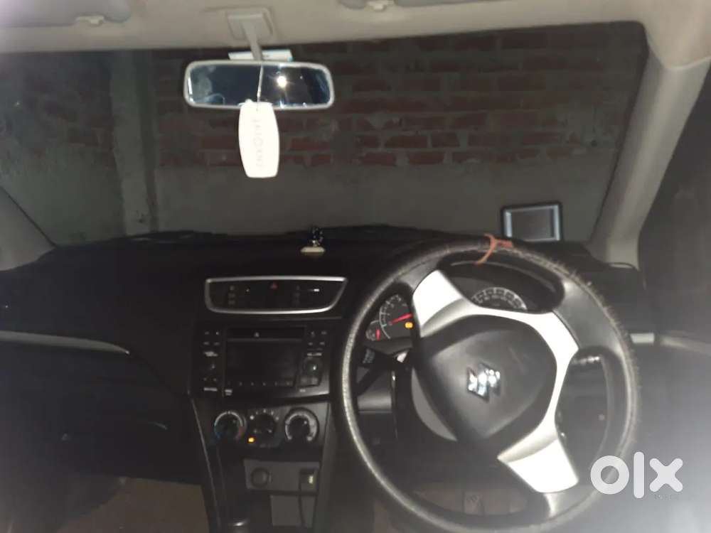 Maruti Suzuki Swift 2018 Petrol 80000 Km Driven