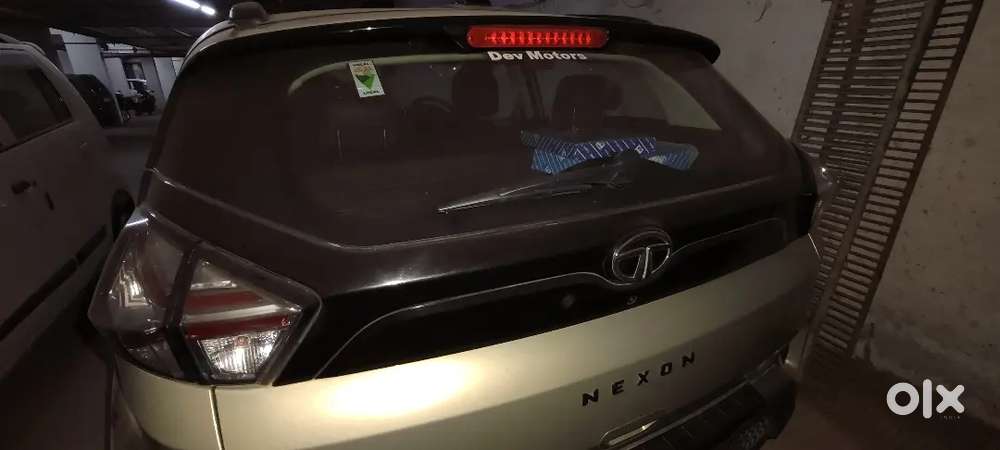 Tata Nexon Xza+ Lux (s) Kaziranga Edition