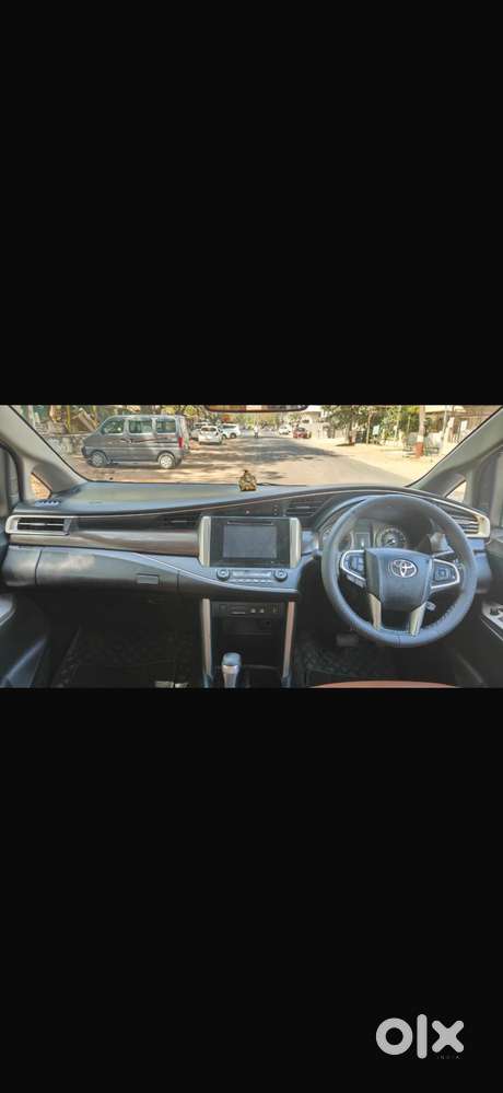 Toyota Innova Crysta 2.8 Gx At 7 Str, 2016, Diesel