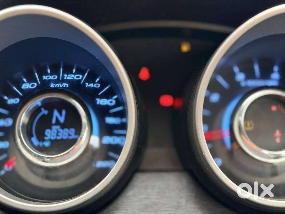 Mahindra Xuv500 2.2 W10, 2015, Diesel