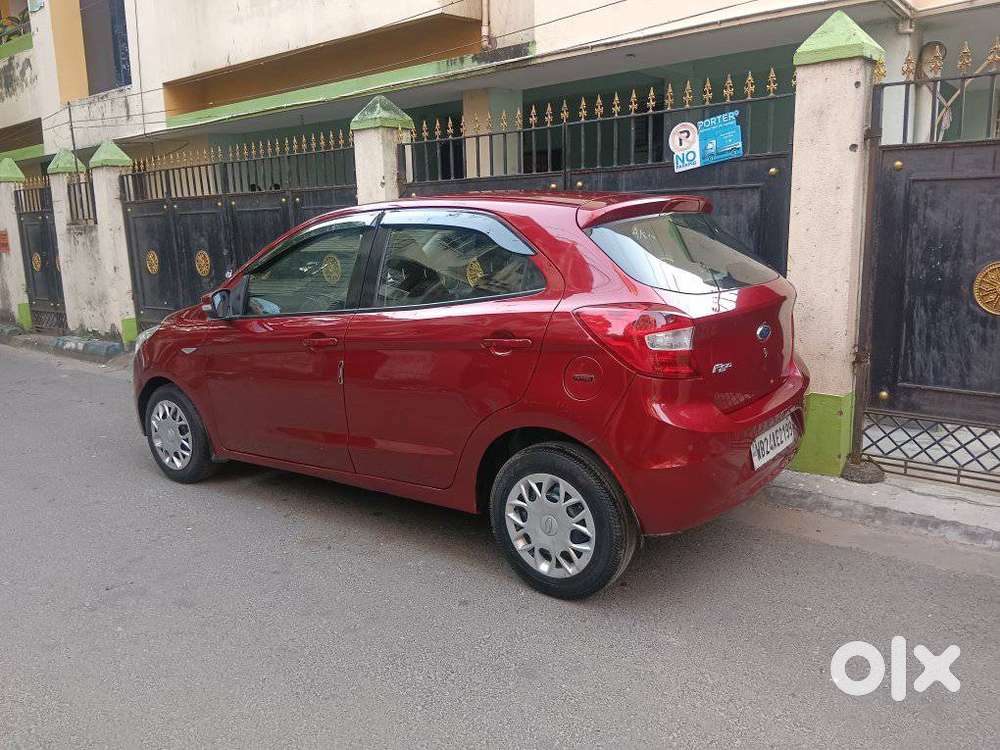 Ford Figo 1.2p Titanium Mt, 2015, Petrol