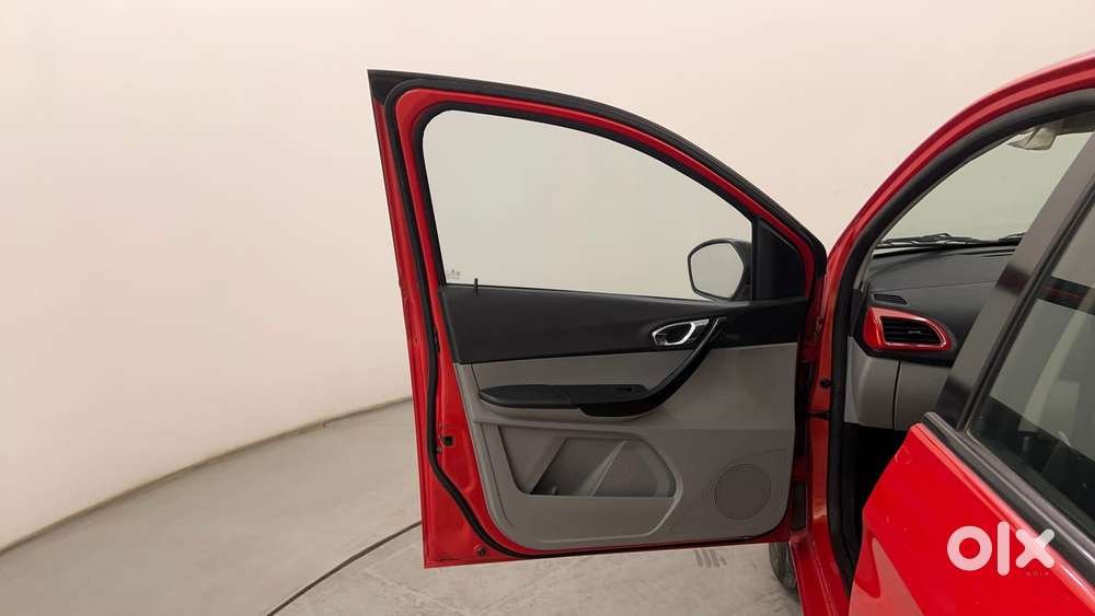 Tata Tiago 1.2 Revotron Xz Plus, 2020, Petrol