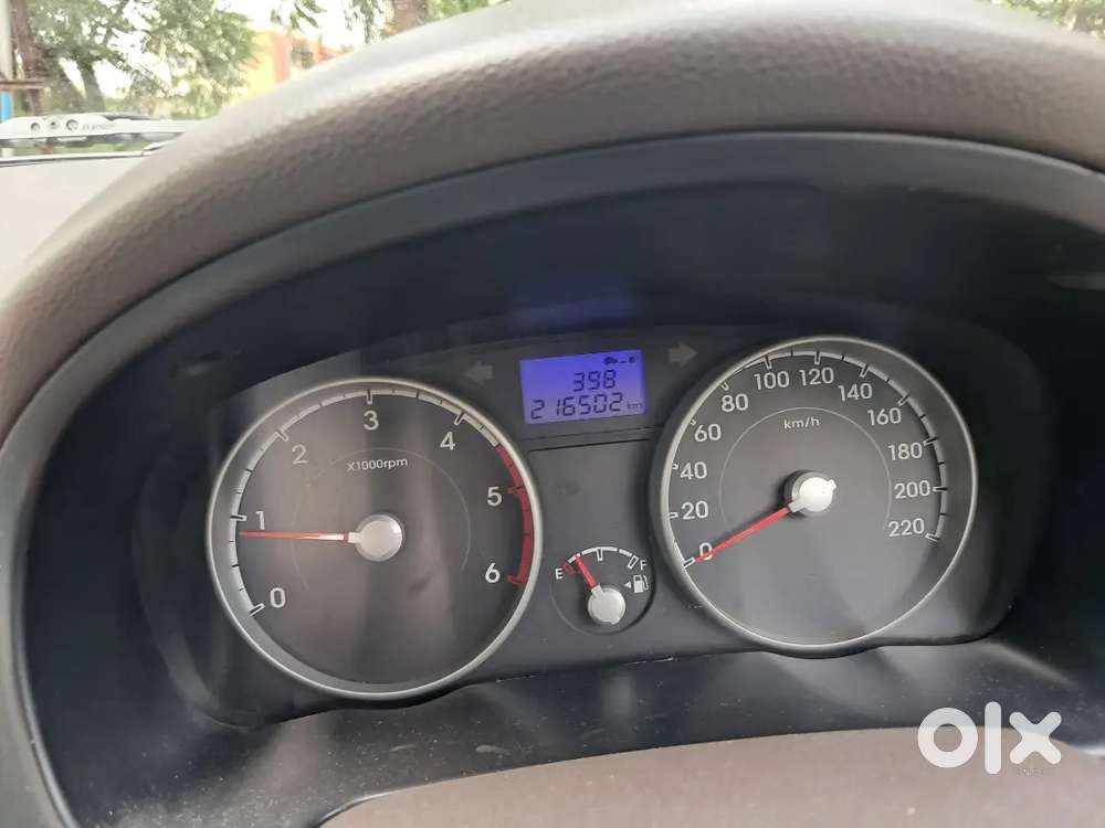 Hyundai Verna Sx Vgt 2010 Diesel Manual