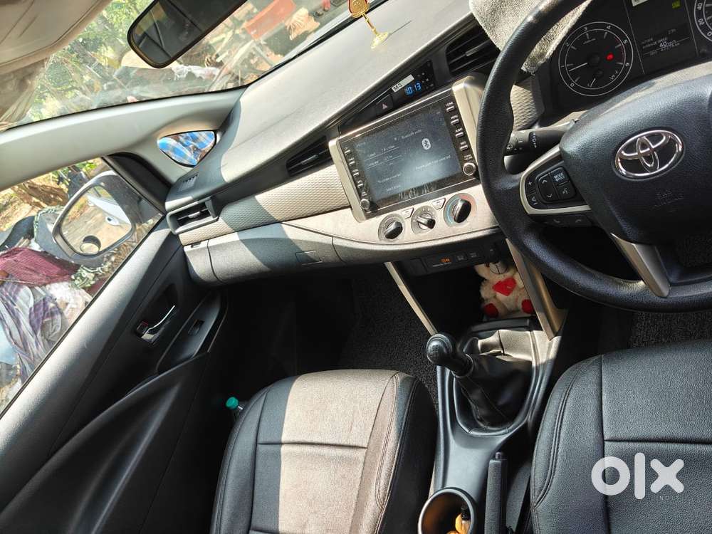 Toyota Innova Crysta [2020-ongoing] 2.4 Gx 8 Str, 2024, Diesel