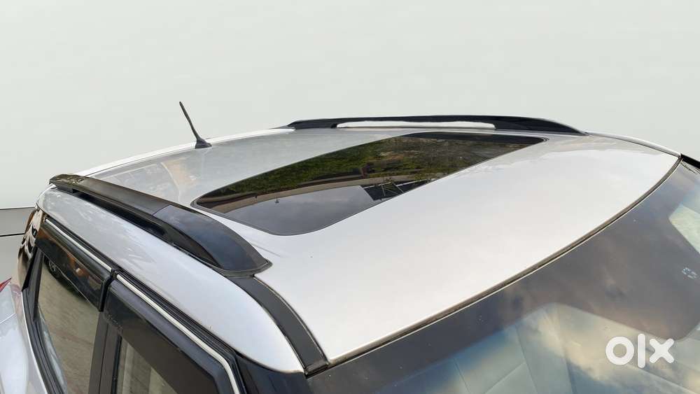 Mahindra Xuv300 W8 Option, 2020, Petrol