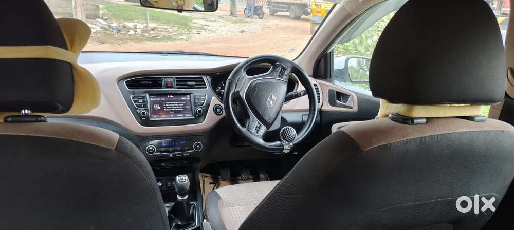 Hyundai I20 2019 Petrol 57800 Km Driven