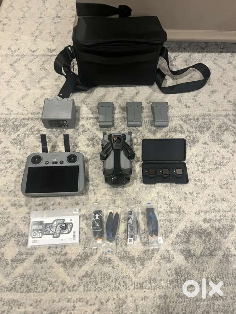 DJI Mini 5 Pro Ready to Fly Drone RC-N3 Controller 4K/60fps HDR Video
