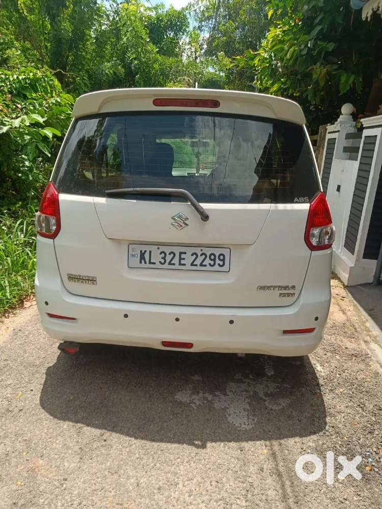 Maruti Suzuki Ertiga 2012