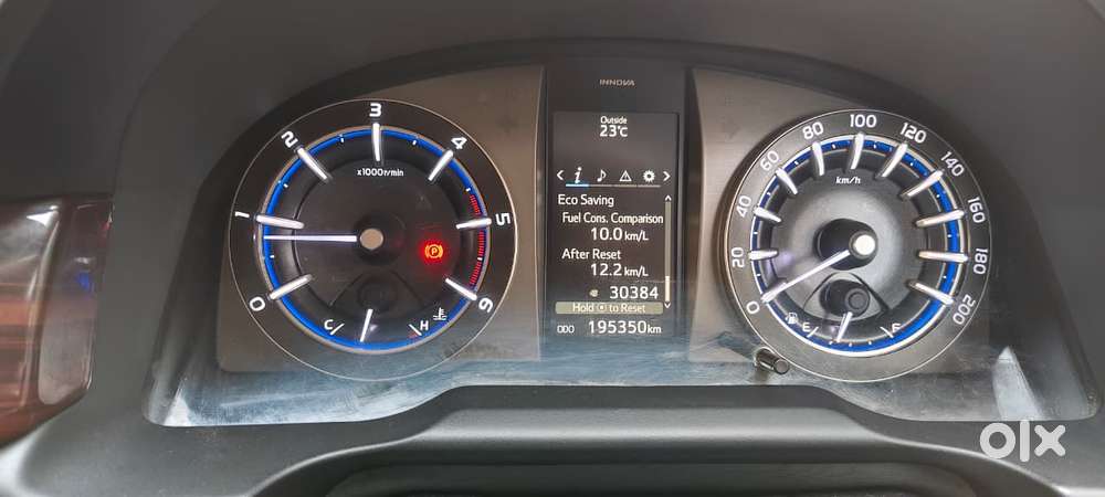 Toyota Innova Crysta 2.4 V 7 Str, 2016, Diesel