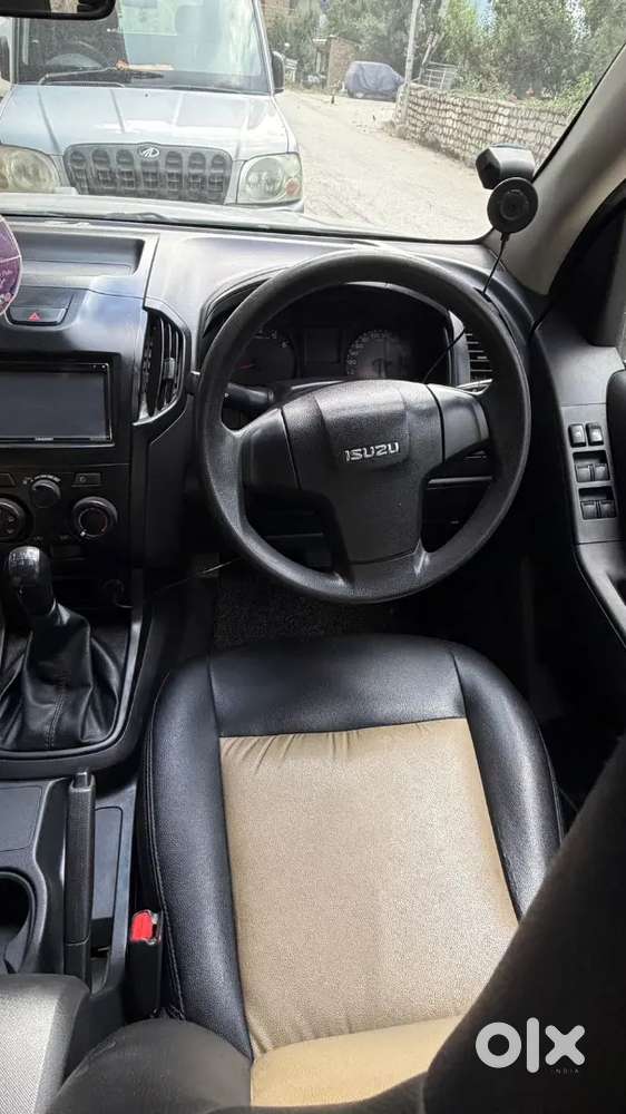 Isuzu D-max 2018 Well Maintained