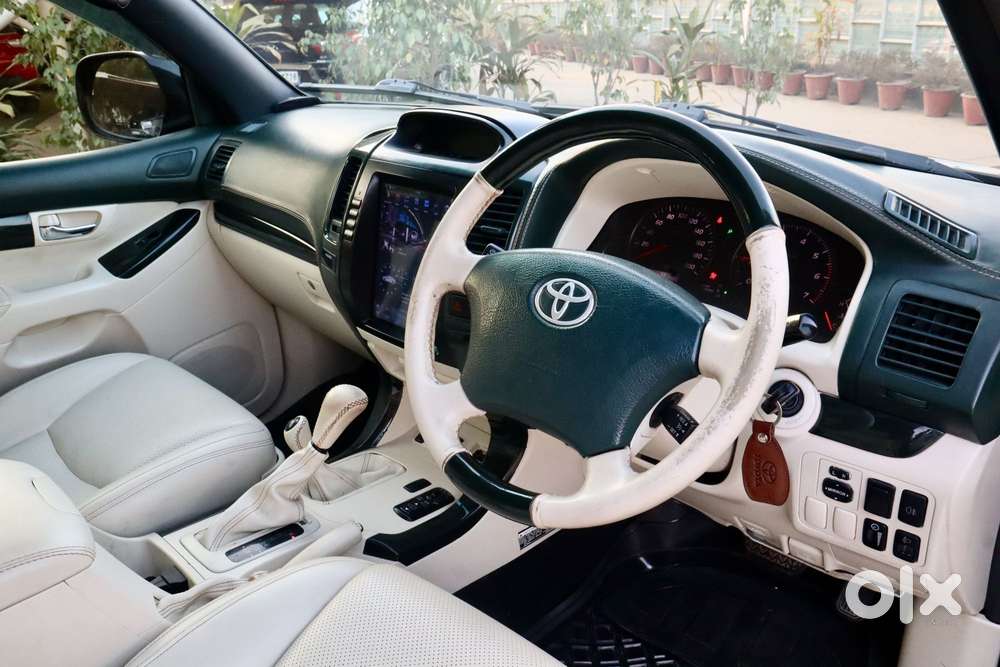Toyota Land Cruiser Prado Vx, 2012, Petrol