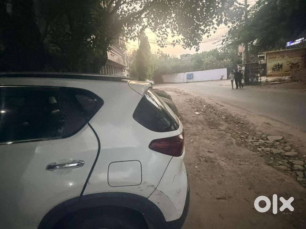 Kia Sonet 2023 Petrol 9500 Km Driven