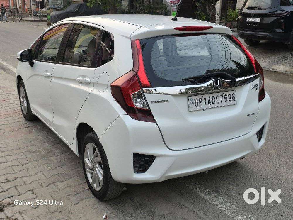 Honda Jazz V Mt Privilege, 2017, Petrol