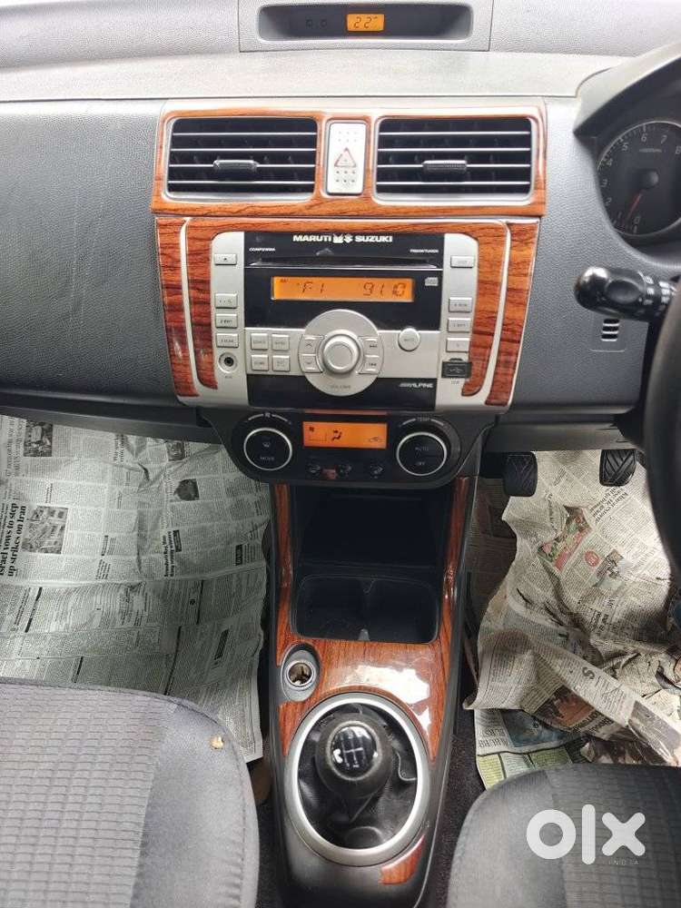 Maruti Suzuki Swift 1.3 Zxi, 2010, Cng & Hybrids