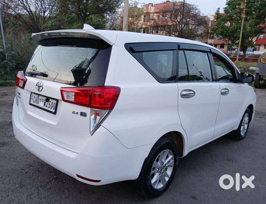 Toyota Innova Crysta 2.4 Gx Mt, 2019, Diesel