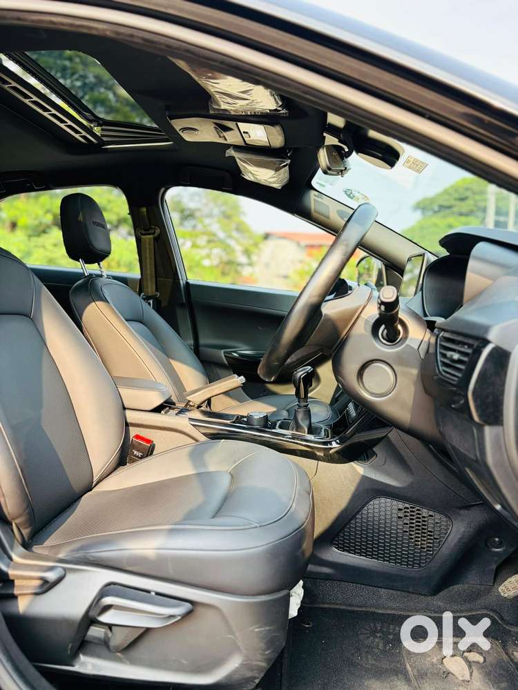 Tata Nexon 1.2 Revotron Xz Plus (o) Dark Edition, 2023, Petrol