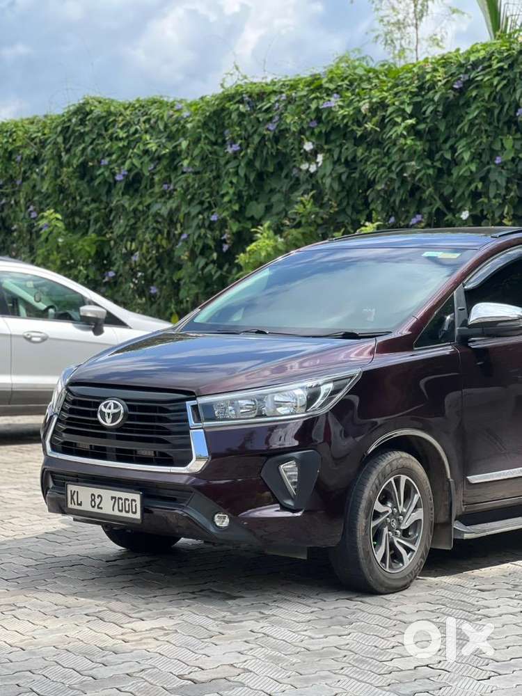 Toyota Innova Crysta 2022 Diesel 50000 Km Driven