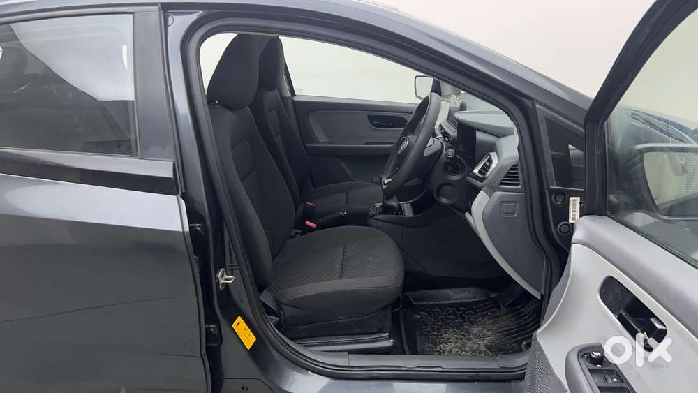 Tata Altroz 1.2 Xt, 2020, Petrol