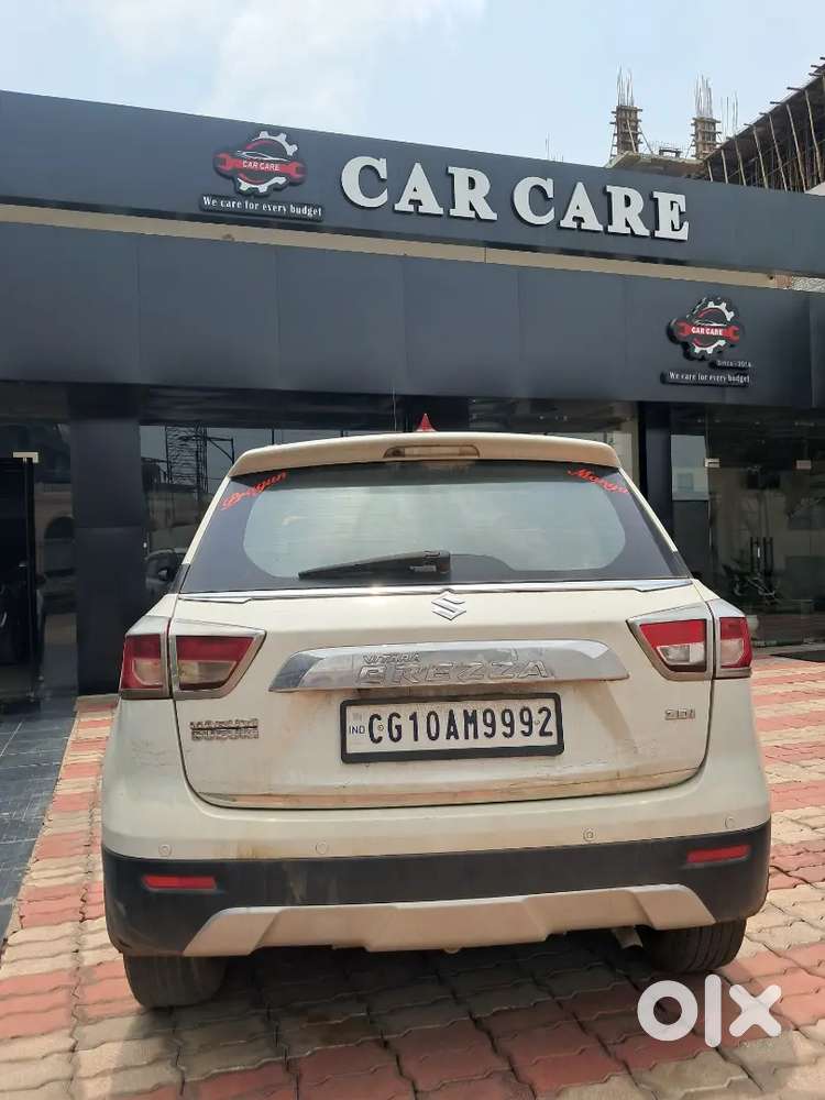 Maruti Suzuki Brezza Zdi Plus 18 Year