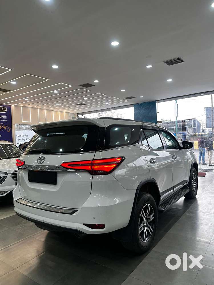 Toyota Fortuner 4x2 At 2.8 Diesel, 2023, Diesel