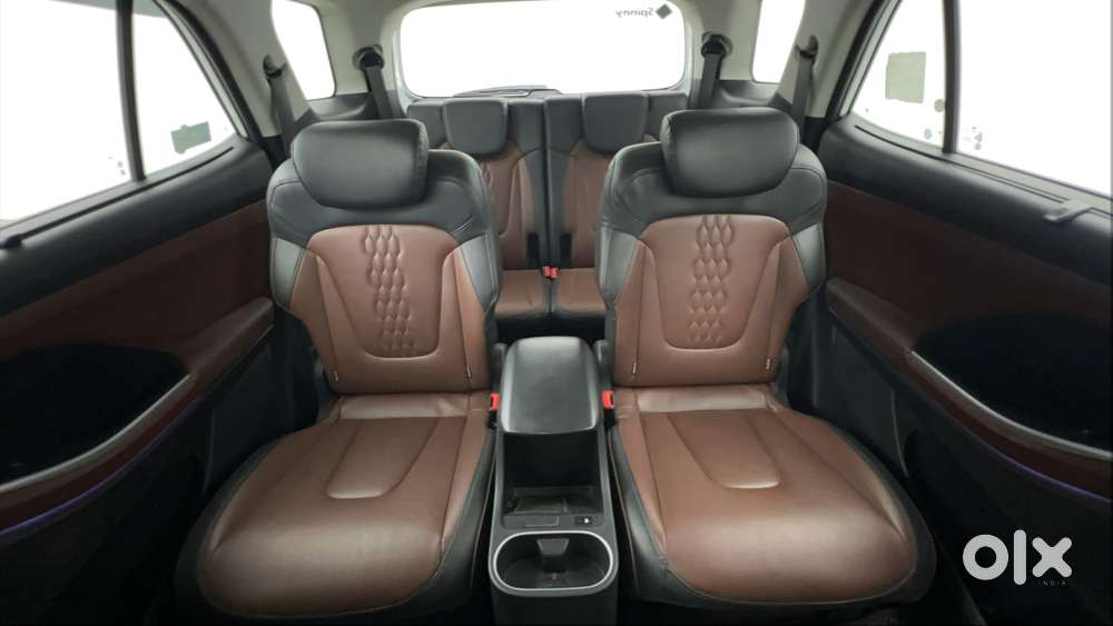 Hyundai Alcazar 2.0 Signature (o) Petrol At 6 Str, 2021, Petrol