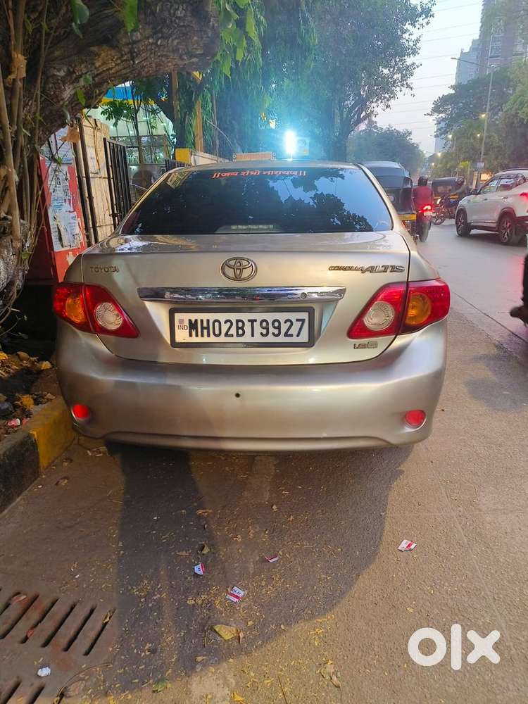 Toyota Corolla Altis 2010