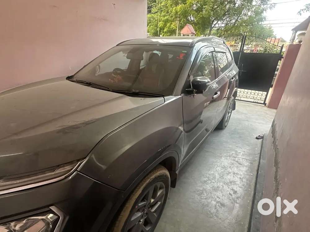 Tata Safari Xt+ 2021