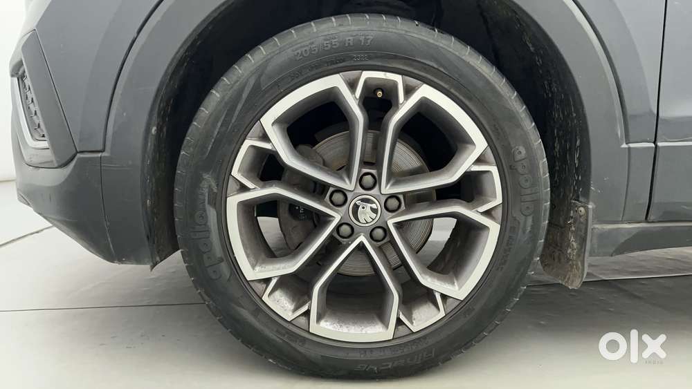 Skoda Kushaq Style 1.0l Tsi At, 2022, Petrol