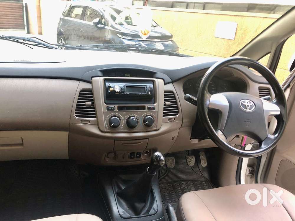 Toyota Innova 2.5 G (diesel) 8 Seater, 2016, Diesel