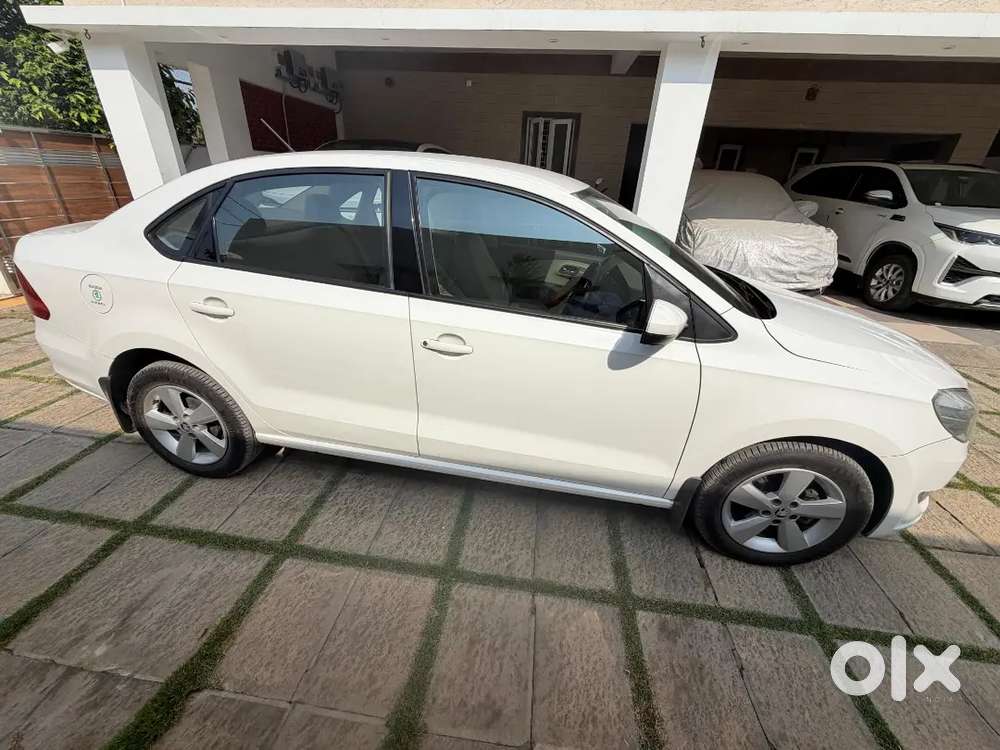 Skoda Rapid 2016 Diesel Automatic Vip Number