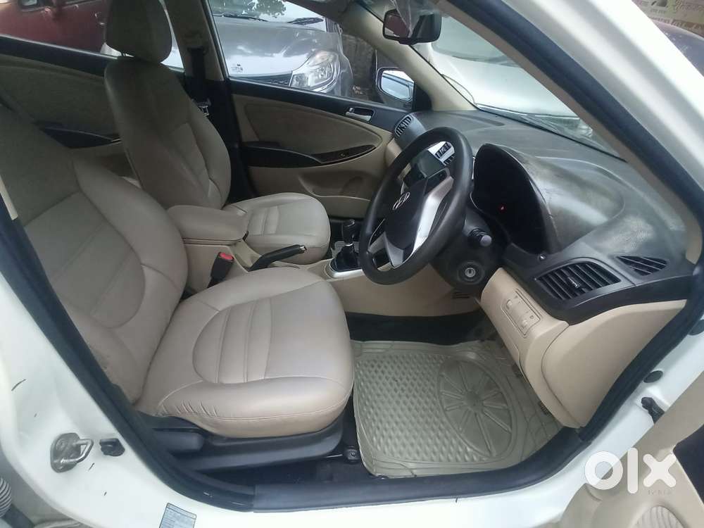 Hyundai Verna Vtvt 1.6 Sx, 2013, Petrol