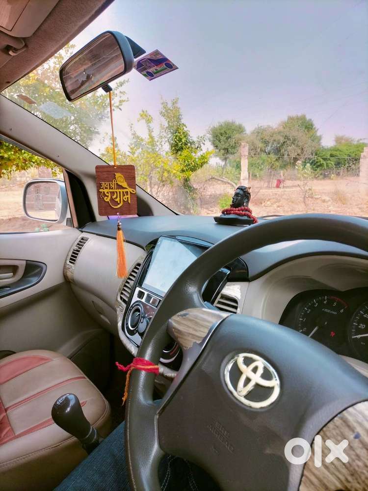 Toyota Innova 2014 Diesel Car