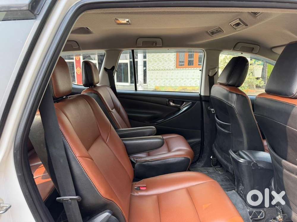 Toyota Innova Crysta Diesel 2020
