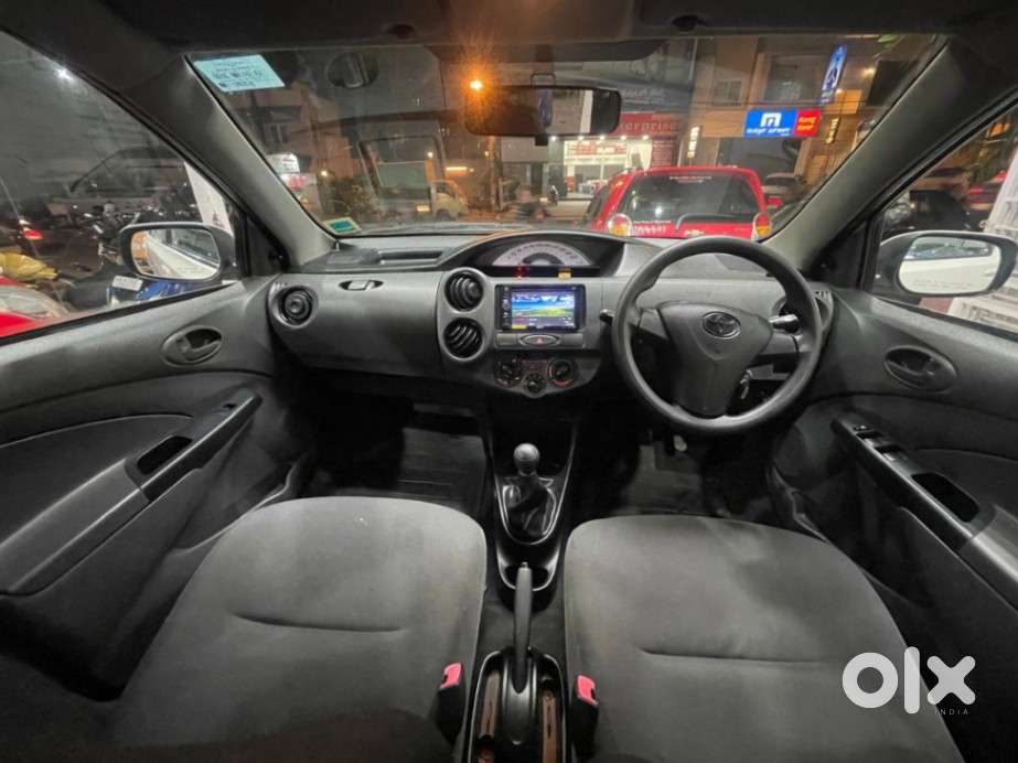 Toyota Etios Liva 2011-2012 G, 2012, Petrol