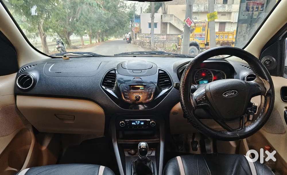 Ford Aspire Blu 2017