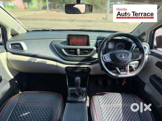 Tata Altroz 1.2 Xz Plus Dark Edition, 2023, Petrol