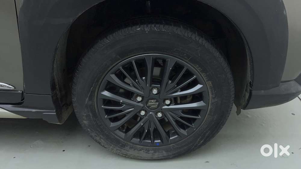 Maruti Suzuki Xl6 1.5 Zeta Mt, 2022, Petrol