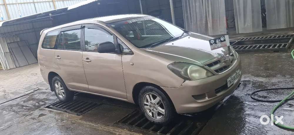 Toyota Innova 2.5 Gx 2005