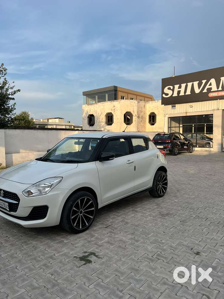 Maruti Suzuki Swift Vxi Ags, 2023, Petrol