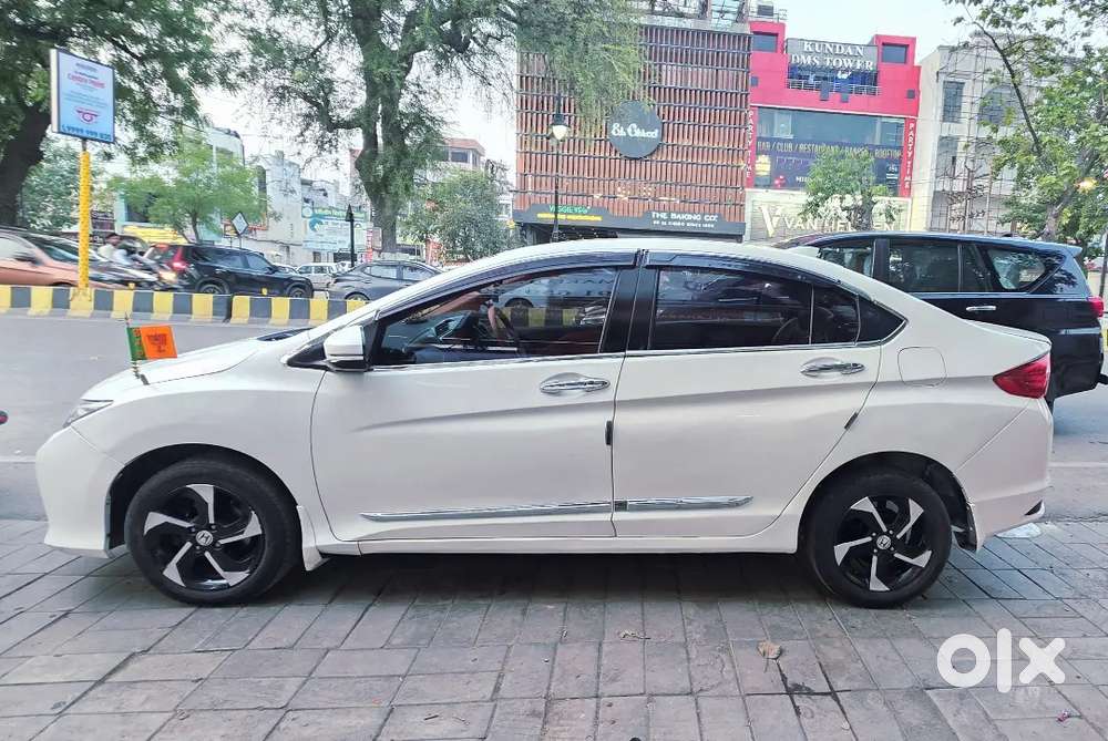 Honda City Diesel 2015 Variant