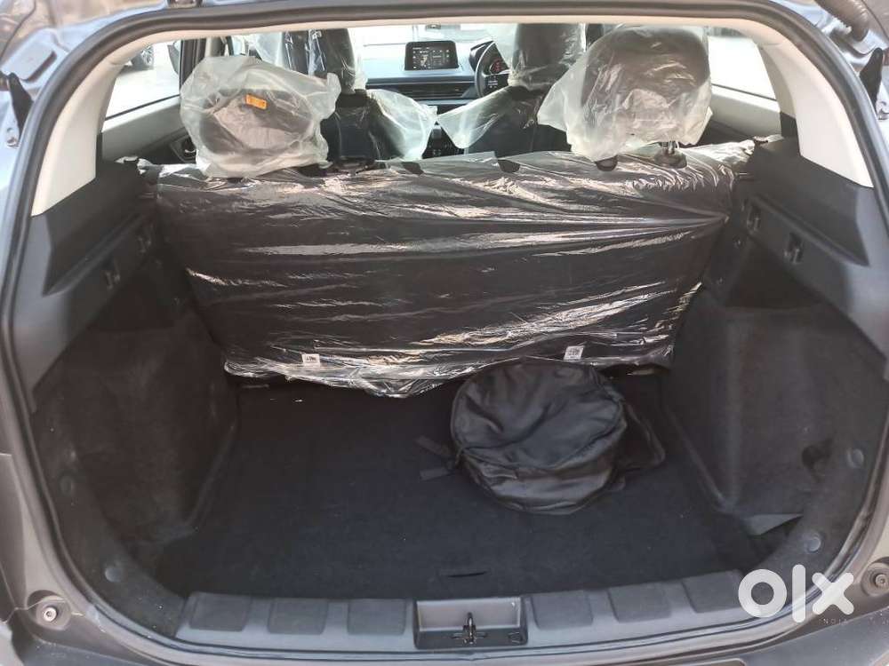 Tata Nexon Smart Plus1.2 Revotron Petrol 5 Mt, 2024, Petrol