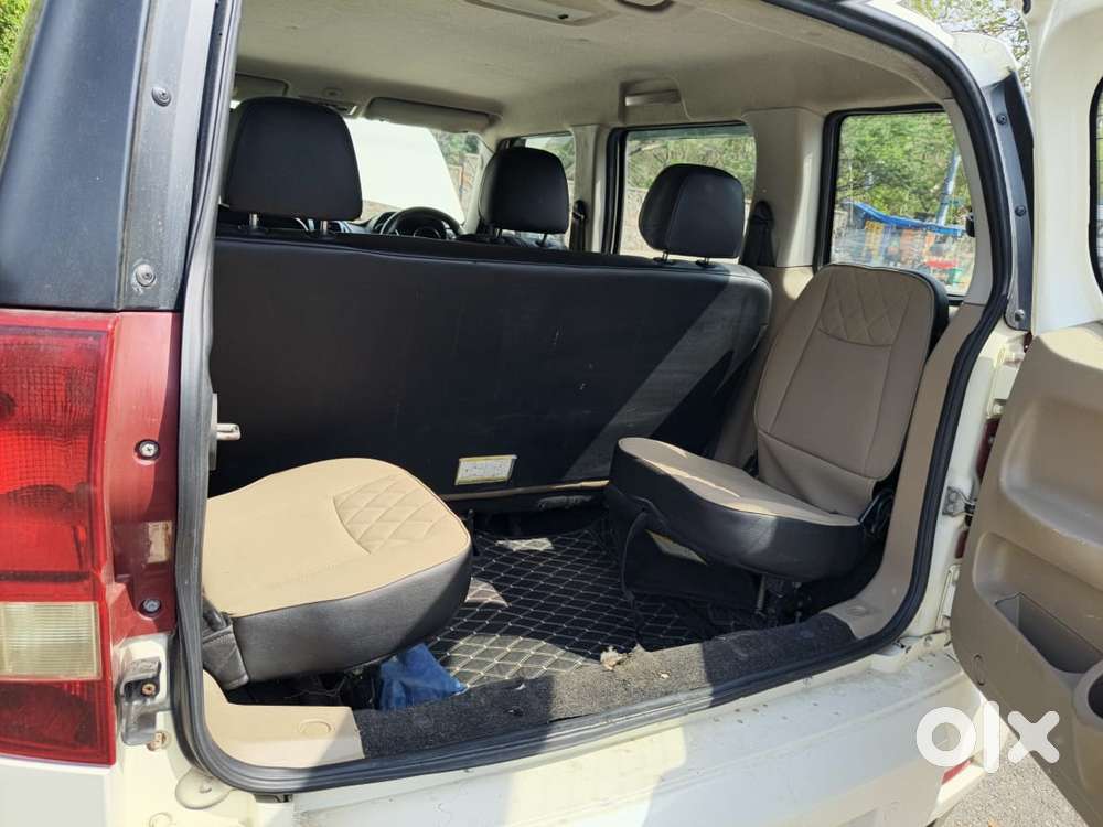 Mahindra Tuv 300 T10 Opt, 2018, Diesel