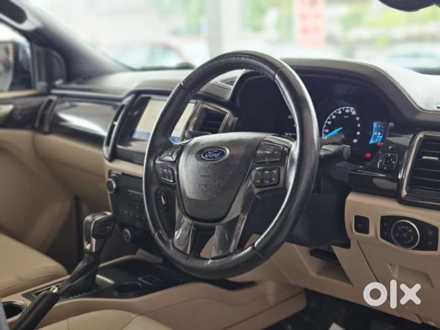Ford Endeavour Titanium 4x2, 2020