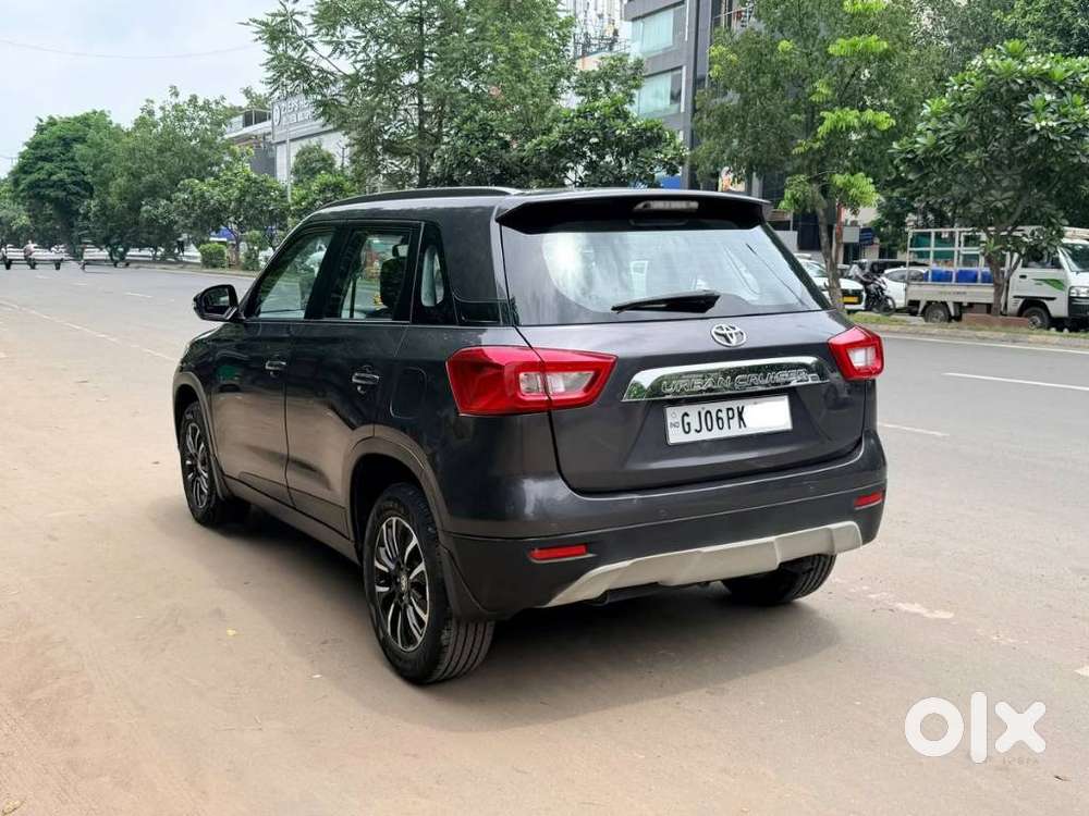Toyota Urban Cruiser 1.5 Premium Grade At, 2022, Petrol