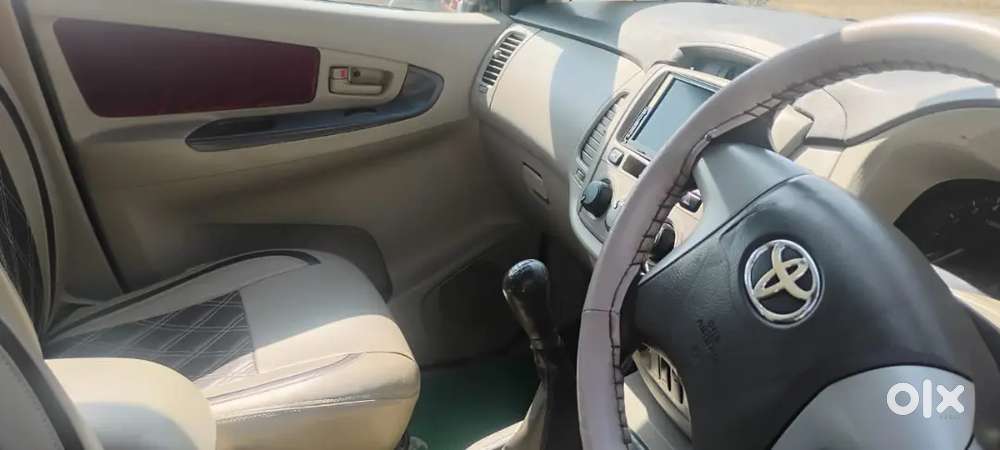 Toyota Innova Hycross 2012 Diesel Car