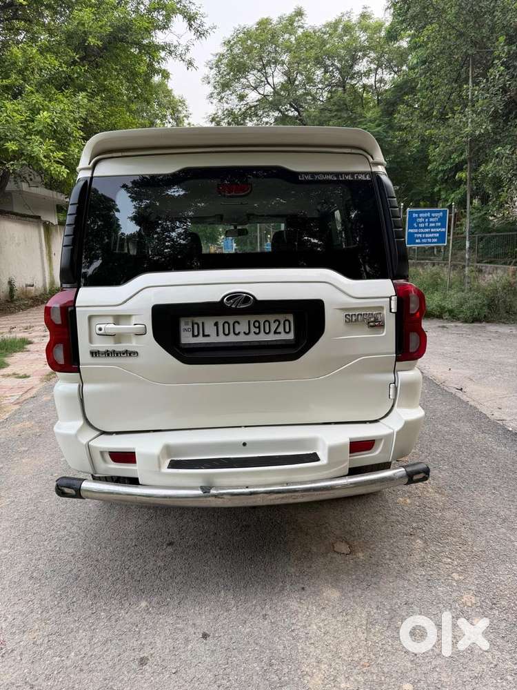 Mahindra Scorpio S4 Plus 9s, 2017, Diesel