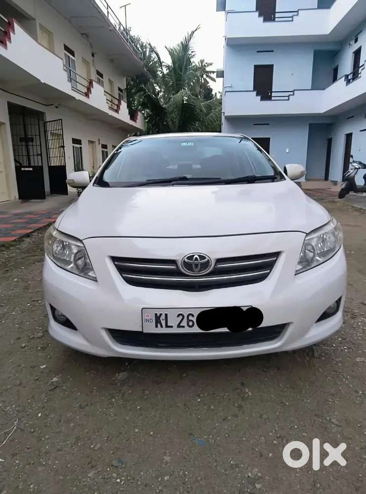 Toyota Corolla Altis 2010