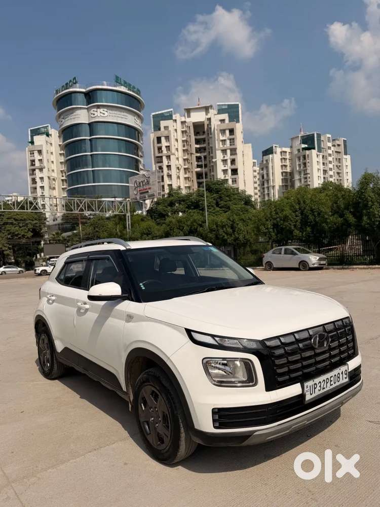 Hyundai Venue S 1.2 Petrol, 2024, Petrol