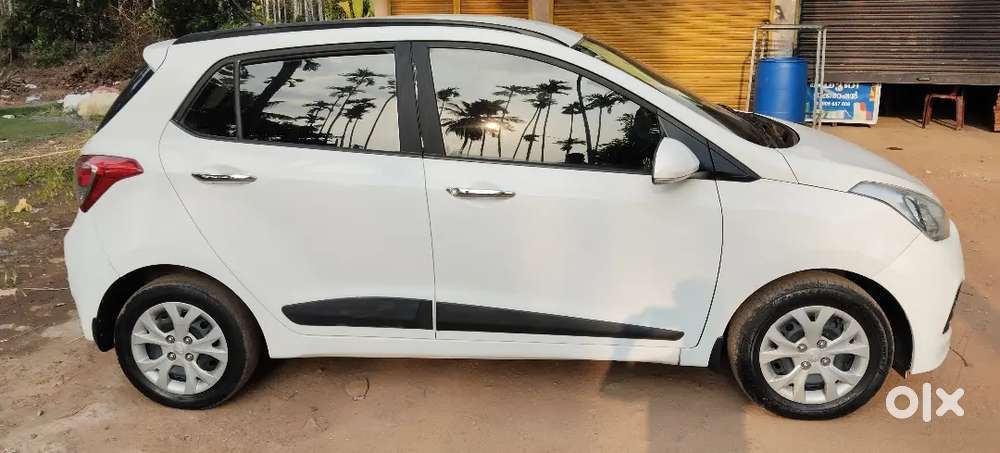 Hyundai Grand I10 2014 Good Condition Automatic